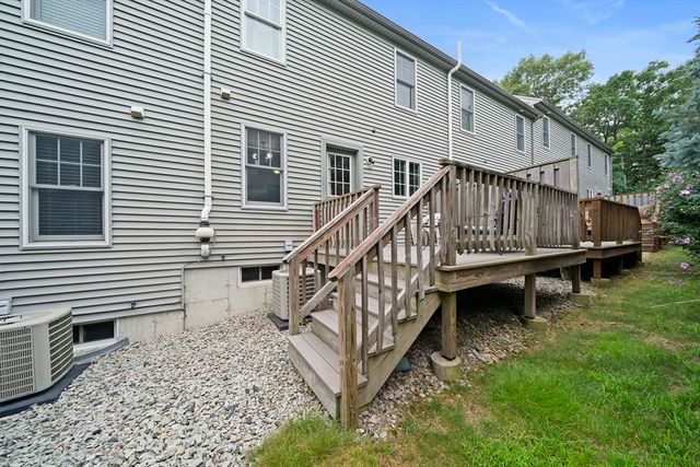 200 Justin Dr 4, Weymouth, MA 02188