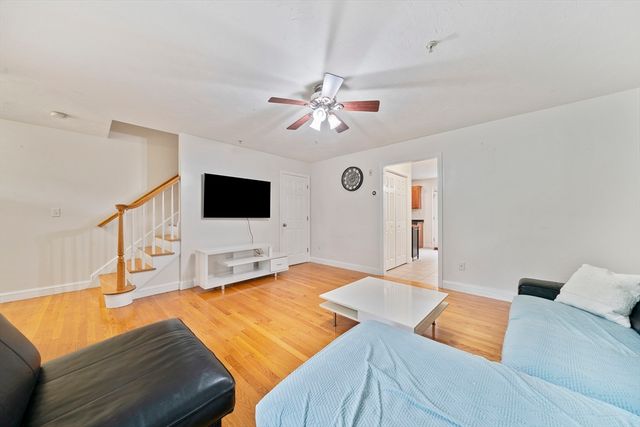 200 Justin Dr 4, Weymouth, MA 02188