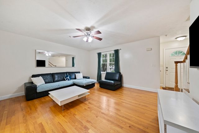 200 Justin Dr 4, Weymouth, MA 02188