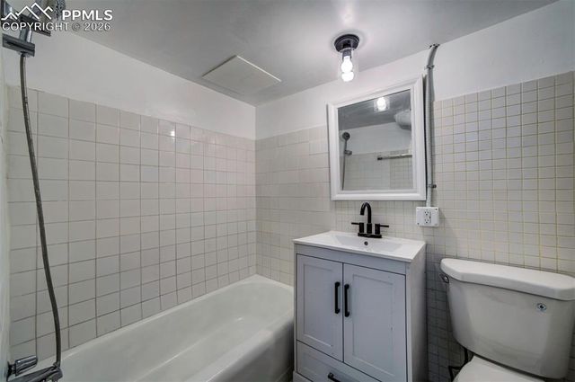 215 E Jefferson Street, Colorado Springs, CO 80907