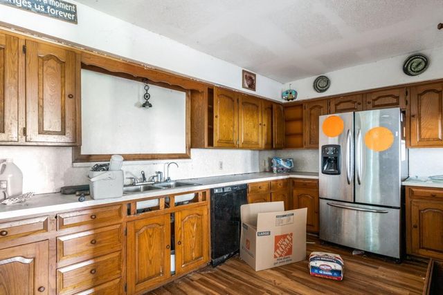 6008 County Road 401, Grandview, TX 76050