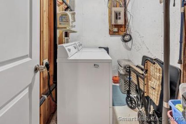 289 Agawam Drive B, Stratford, CT 06614