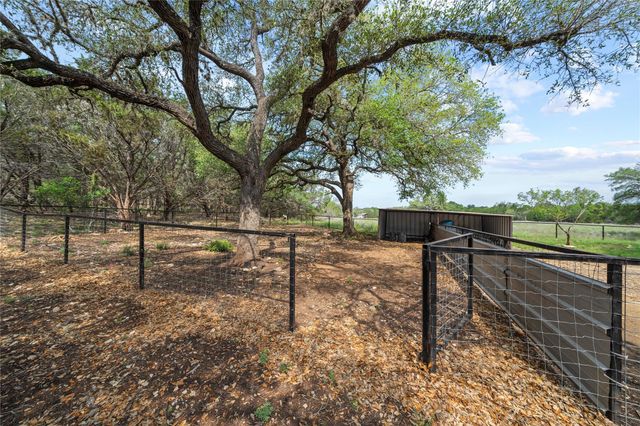 351 Line Camp Loop, Spring Branch, TX 78070