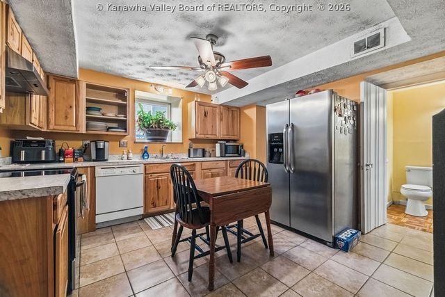 1113 Bridge Road, Charleston, WV 25314