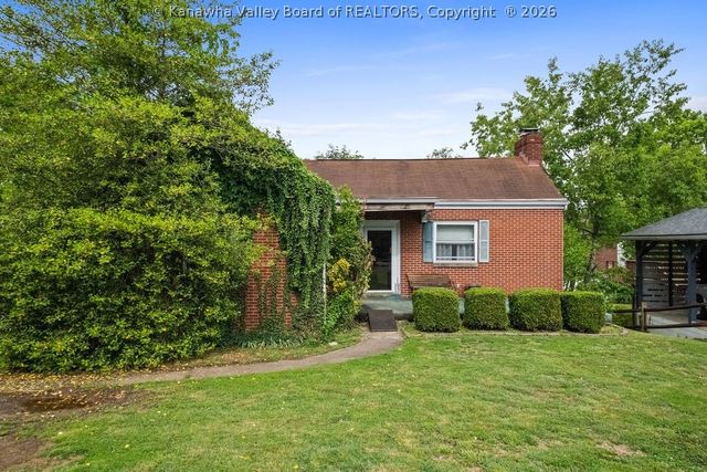 1113 Bridge Road, Charleston, WV 25314
