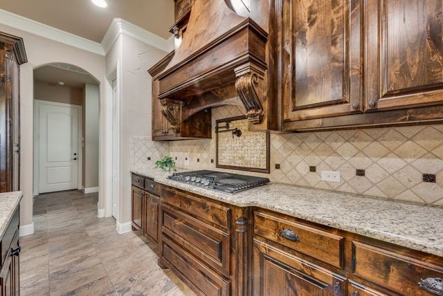 8704 Shadywood Lane, North Richland Hills, TX 76182