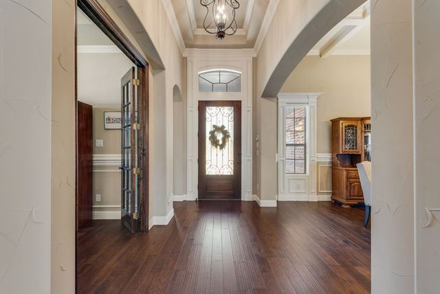 8704 Shadywood Lane, North Richland Hills, TX 76182
