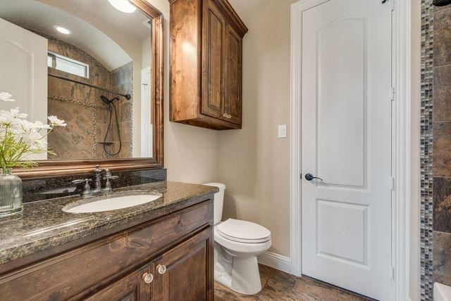 8704 Shadywood Lane, North Richland Hills, TX 76182