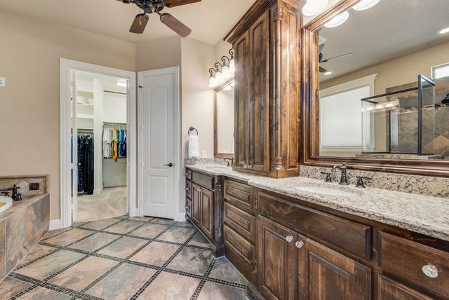 8704 Shadywood Lane, North Richland Hills, TX 76182