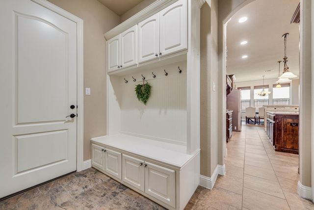 8704 Shadywood Lane, North Richland Hills, TX 76182