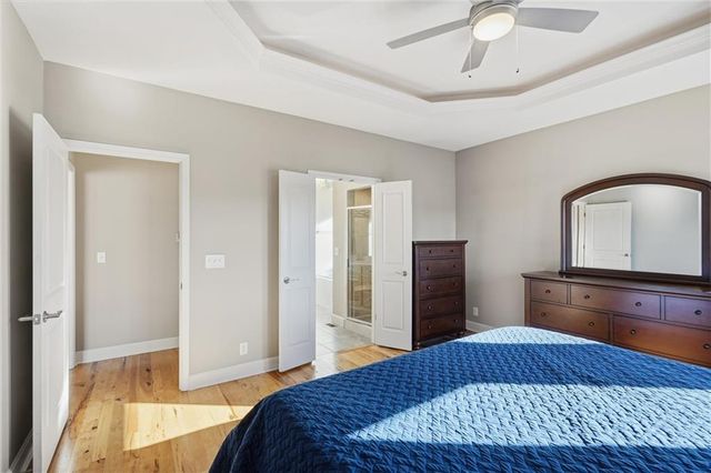 804 S Washington Street, Raymore, MO 64083