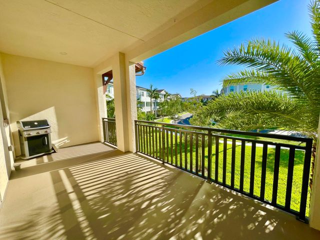 12666 Machiavelli Way, Palm Beach Gardens, FL 33418