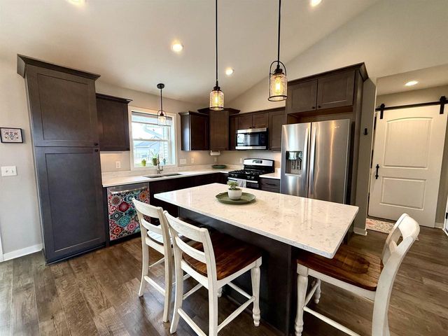 441 Hickory Street, Evansville, WI 53536