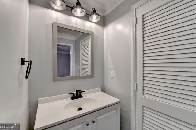 1695 Bull Run SW, Lilburn, GA 30047