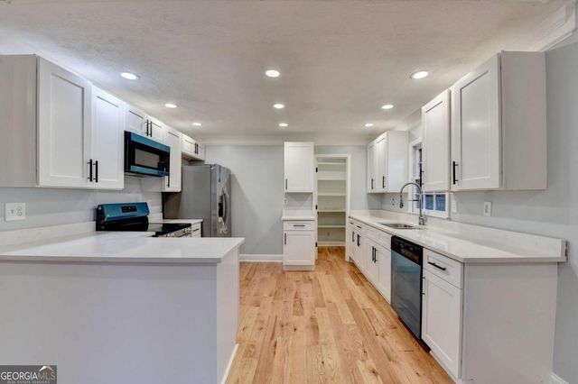 1695 Bull Run SW, Lilburn, GA 30047