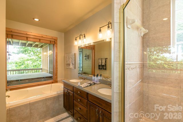 456 Spring House Drive, Burnsville, NC 28714