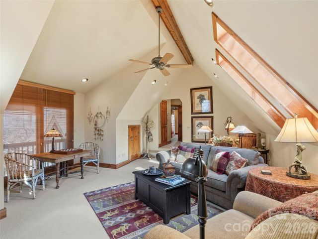 456 Spring House Drive, Burnsville, NC 28714