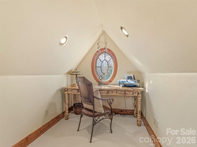456 Spring House Drive, Burnsville, NC 28714