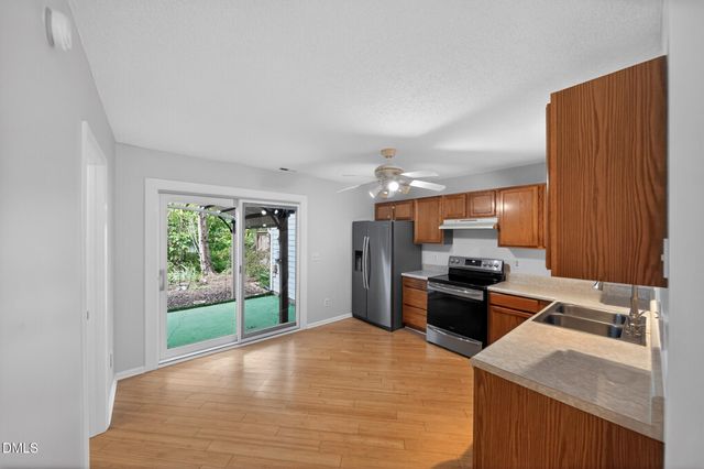 2654 Dwight Place, Raleigh, NC 27610