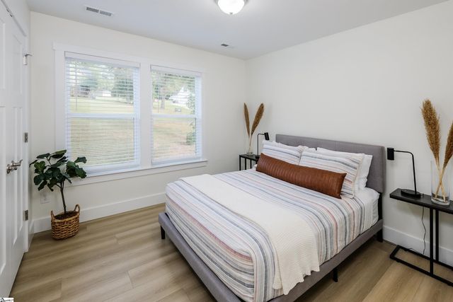 202 Eastberrys Creek Road, Duncan, SC 29334