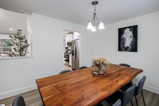 202 Eastberrys Creek Road, Duncan, SC 29334