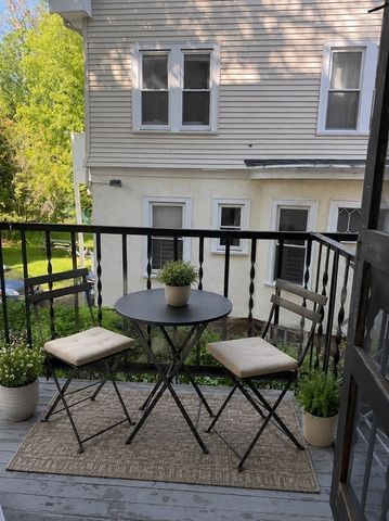 15 Colliston Rd 6, Boston, MA 02135