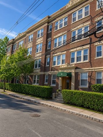 15 Colliston Rd 6, Boston, MA 02135