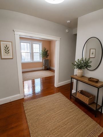 15 Colliston Rd 6, Boston, MA 02135