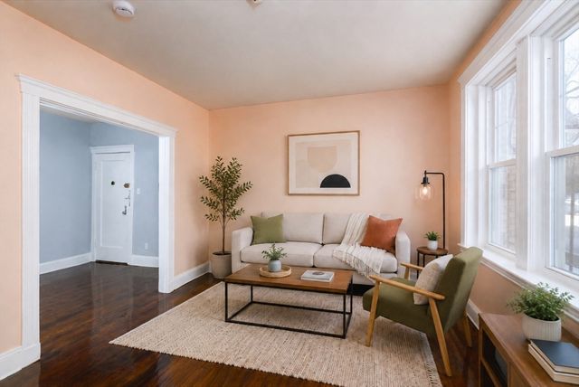 15 Colliston Rd 6, Boston, MA 02135