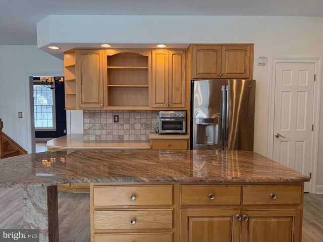 1 NOB HILL RD, Wilmington, DE 19808
