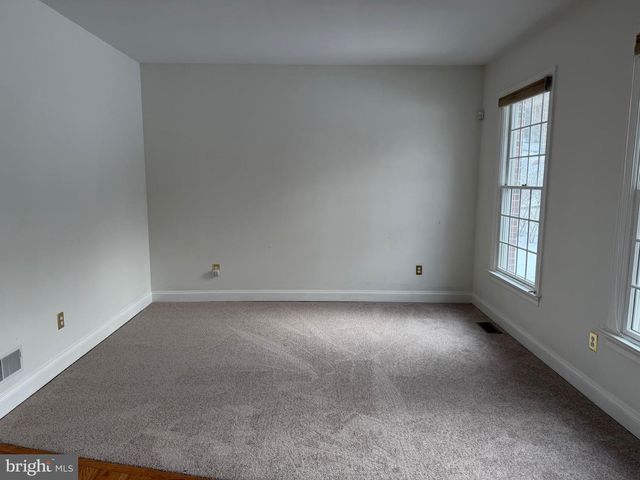 1 NOB HILL RD, Wilmington, DE 19808
