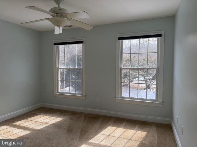 1 NOB HILL RD, Wilmington, DE 19808