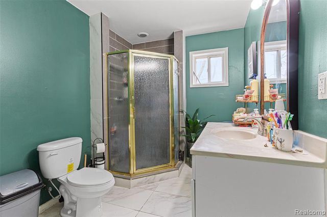 940 Stewart Avenue, Lincoln Park, MI 48146