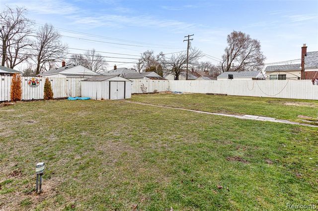 940 Stewart Avenue, Lincoln Park, MI 48146