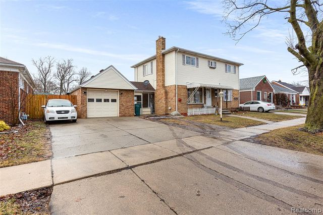 940 Stewart Avenue, Lincoln Park, MI 48146