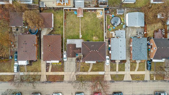 940 Stewart Avenue, Lincoln Park, MI 48146