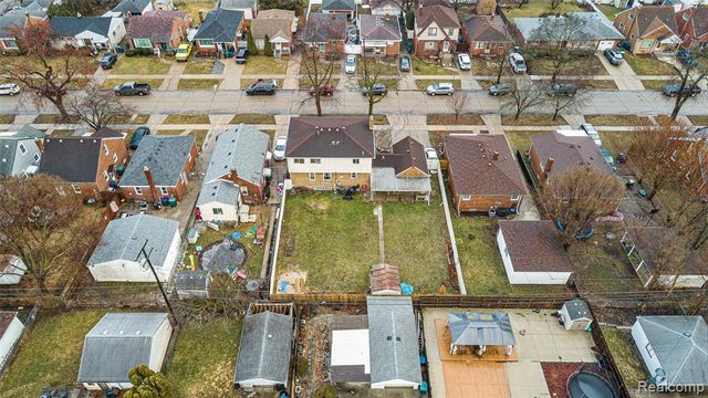 940 Stewart Avenue, Lincoln Park, MI 48146