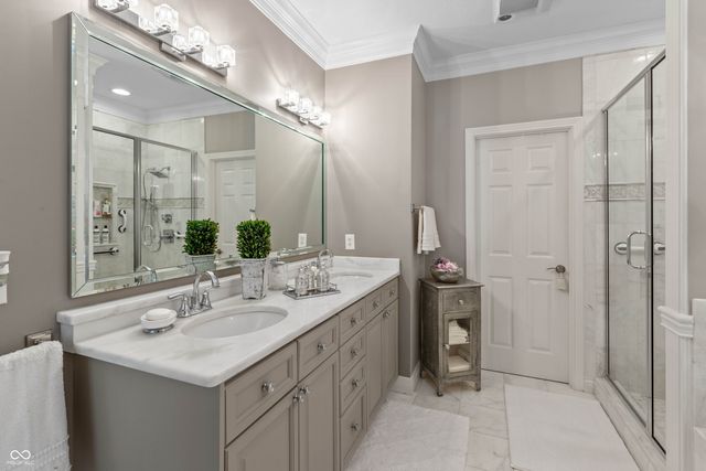 10224 Water Crest Drive, Fishers, IN 46038