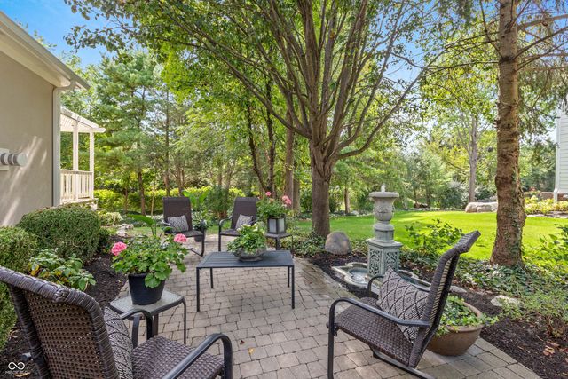 10224 Water Crest Drive, Fishers, IN 46038