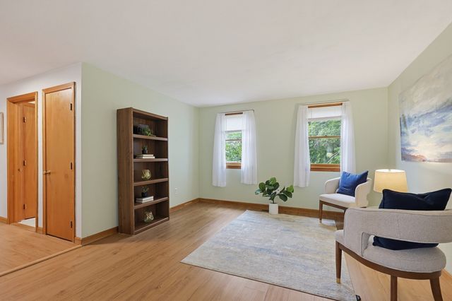 320 North St, Tewksbury, MA 01876