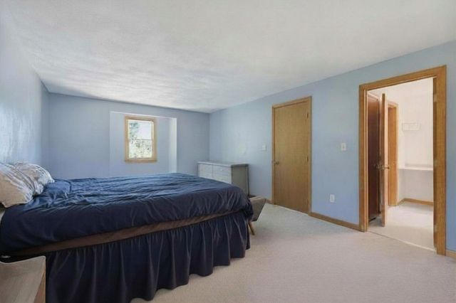 320 North St, Tewksbury, MA 01876