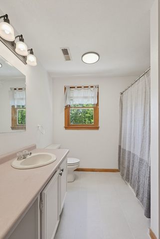 320 North St, Tewksbury, MA 01876