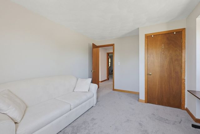 320 North St, Tewksbury, MA 01876
