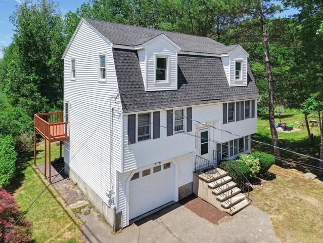 320 North St, Tewksbury, MA 01876