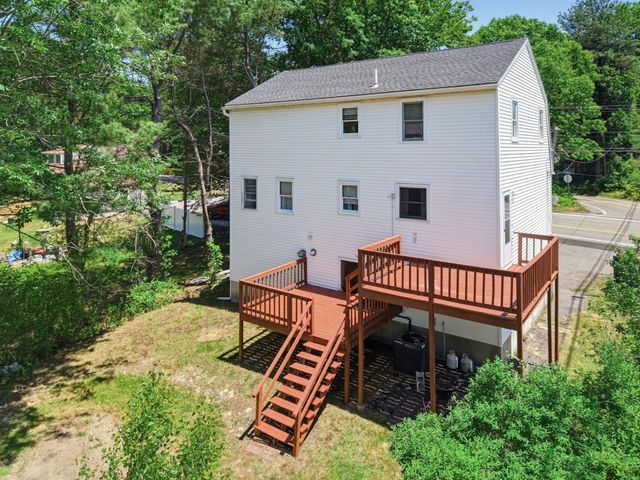 320 North St, Tewksbury, MA 01876