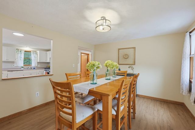 320 North St, Tewksbury, MA 01876