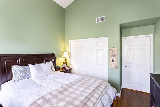 9146 Lemona Avenue 105, North Hills, CA 91343