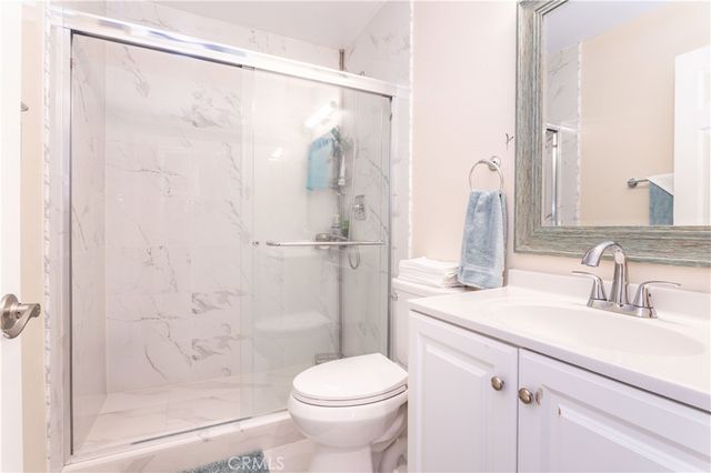 9146 Lemona Avenue 105, North Hills, CA 91343