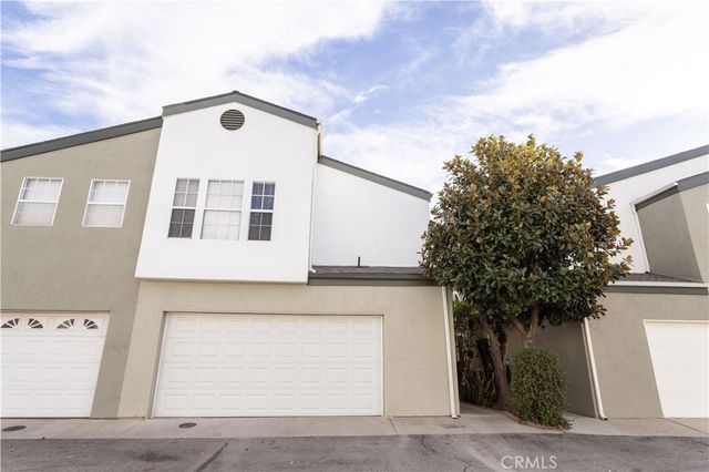 9146 Lemona Avenue 105, North Hills, CA 91343