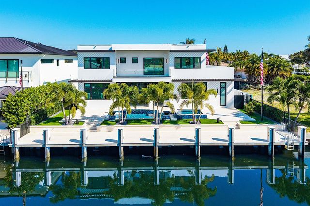 2650 NE 48th Court, Lighthouse Point, FL 33064